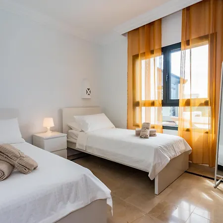 Sara Tatil Evi *